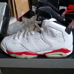 Air Jordan 6 Retro (GS) sz 5.5